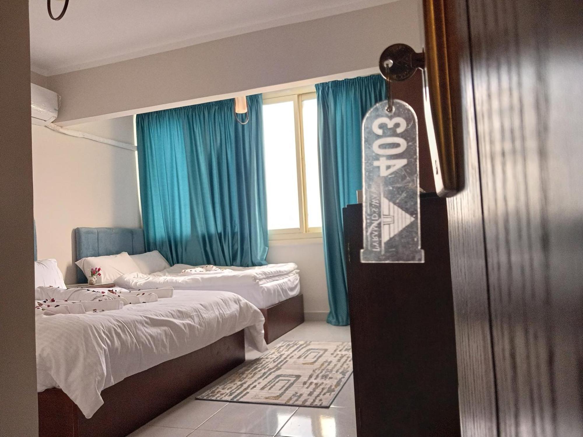 Pyramids Way Inn Kafret el-Gabal Exterior foto